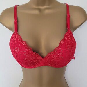 Victoria's secret PINK | Sexy Tee Bra with light pushup | 34B Red Lace